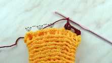 Such Puff clusters working in all middle dc on the frame. Work ch 2 between clusters.