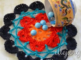Colorful Doily Stand for cup