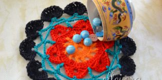 Подставка под чашку — Разноцветная салфетка Подставка под чашку. Разноцветная салфетка.