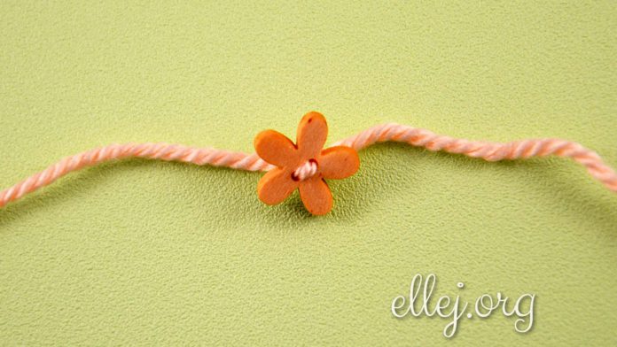 Как легко продеть толстую нить в узкую дырочку