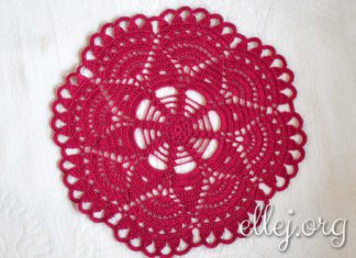 Вишневая салфетка (34 см) Вишневая Салфетка диаметром 34 сантиментра