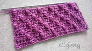 Плотный рельефный узор крючком 054