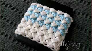 Красивый узор крючком с пышными зиг-загами. Снуд крючком.