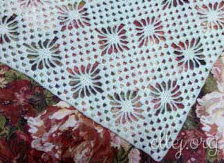 Узор с паучками для шали «Небо в алмазах» Треугольная шаль с паучками. Узор для шали Небо в алмазах. Пошаговый мастер-класс и схема шали