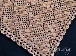 Шаль "Кошечки" в филейной технике