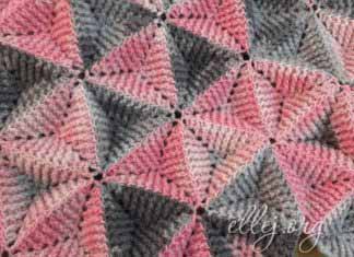 Объемные треугольные мотивы крючком Плед из рельефных объемных треугольных мотивов крючком