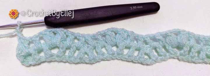 Downy waves crochet. Row 2