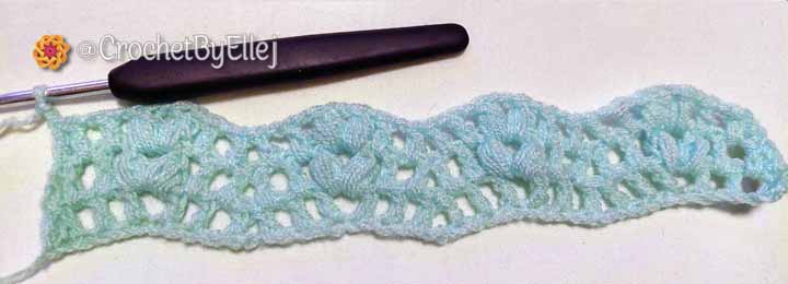Downy waves crochet. Row 3